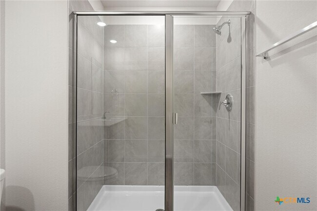 Building Photo - 12811 Village Spun Plz