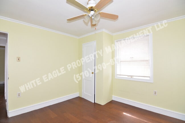 Building Photo - 319 Front St