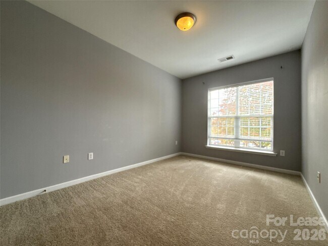 Building Photo - 14335 San Paolo Ln