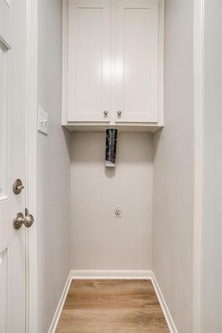 Building Photo - 144 NW Suzanne Terrace