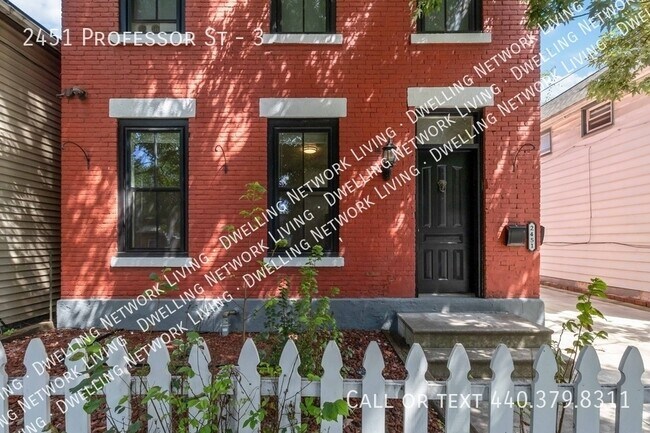 Building Photo - 2451 Professor St
