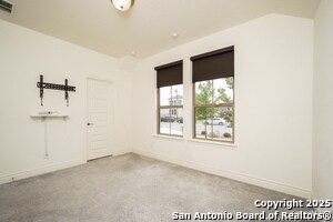 Building Photo - 161 Maravillas