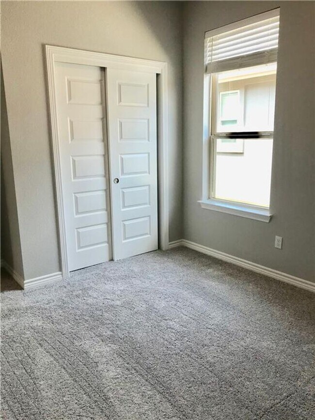 Building Photo - Leander 4-Bedroom/2-Bath in the Alterra Community