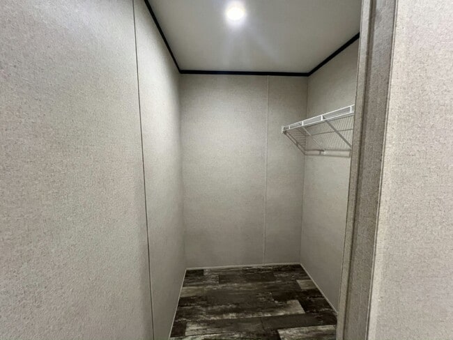 Building Photo - 38 Tower Manor Cir W