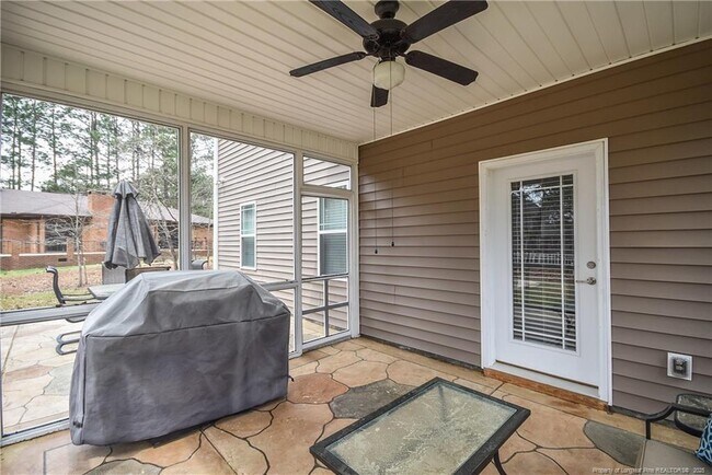 Building Photo - 24 Nassau Ln