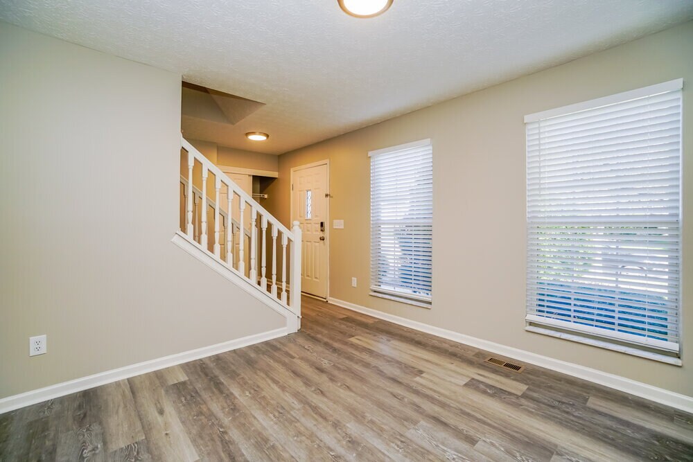 Building Photo - 6134 Northcliff Blvd