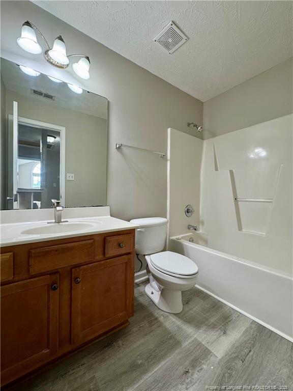 Building Photo - 2613 Gressitt Point lane