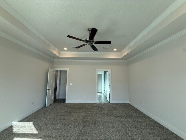 Building Photo - 6124 Cherry Hill Cir