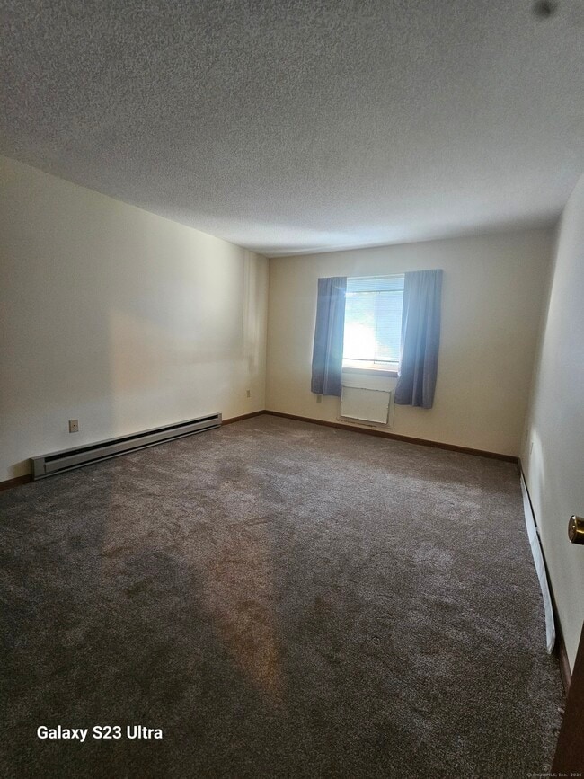 Building Photo - 81 Chipman St