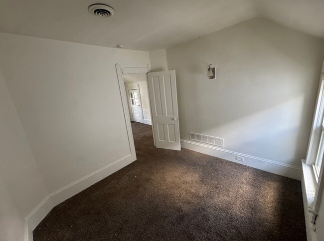 Building Photo - 3134 W 88th St