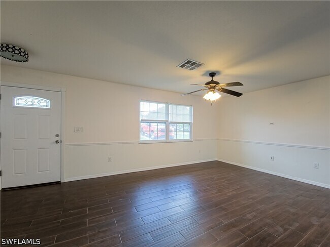 Building Photo - 7425 Galloway Rd