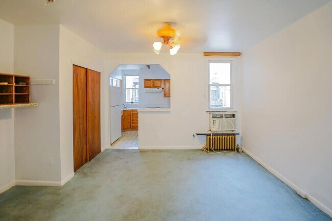 Building Photo - 859 Granite St