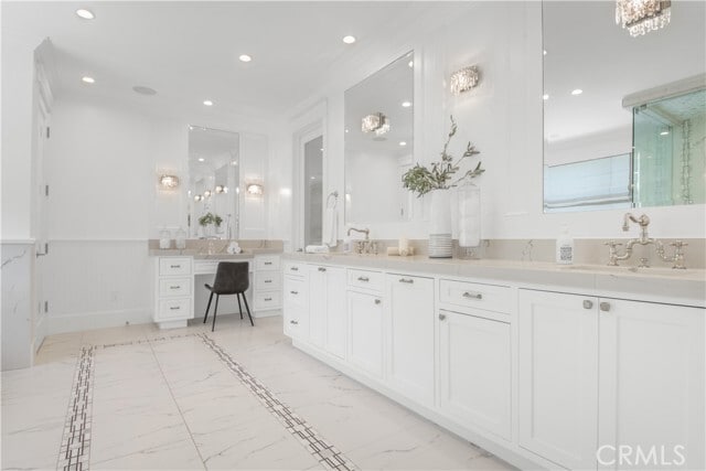 Building Photo - 5111 Greenbush Ave