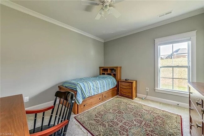 Building Photo - Executive home in popular Lewisville