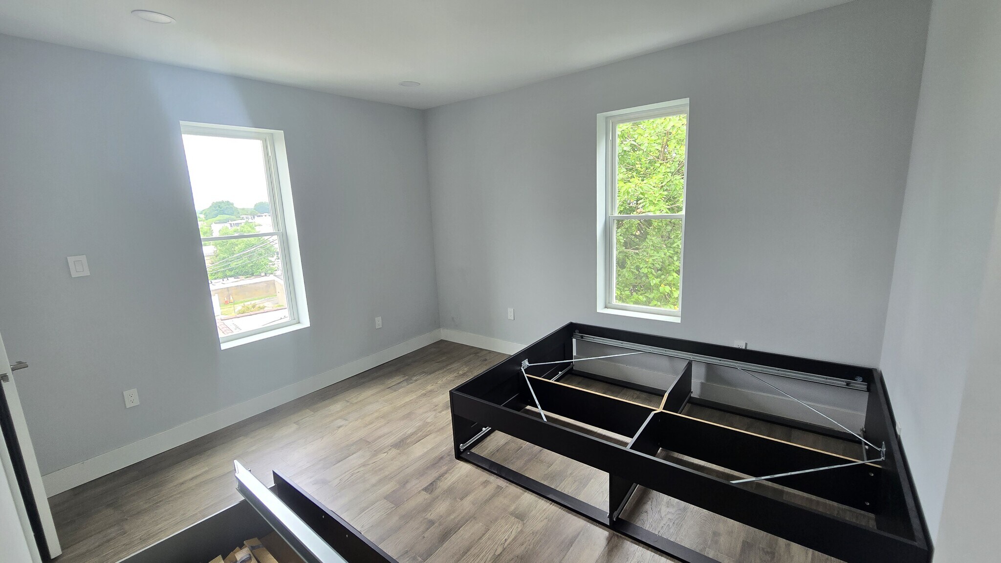 Building Photo - 484 Shurs Ln