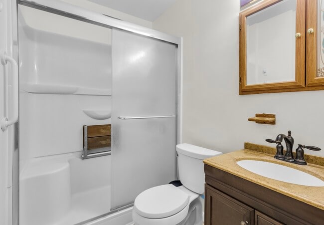 Building Photo - 109 Elizabeth St