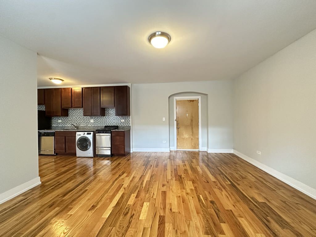 Building Photo - 512 W Arlington Pl