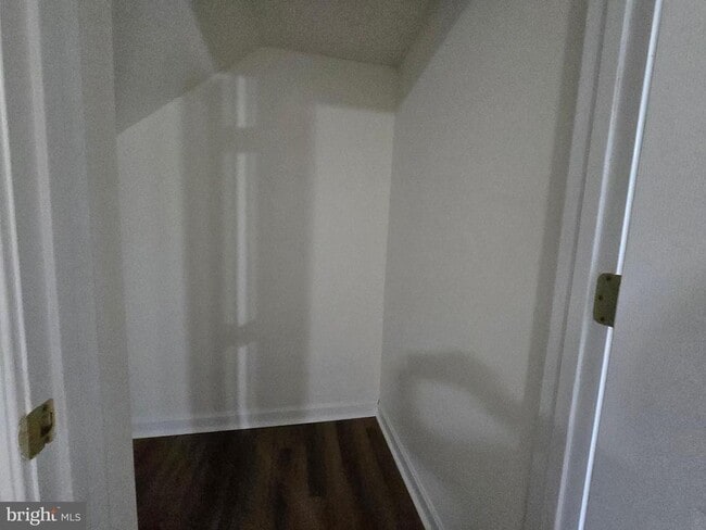 Building Photo - 116 Lowber St