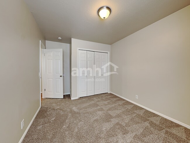 Building Photo - 3795 W 850 S