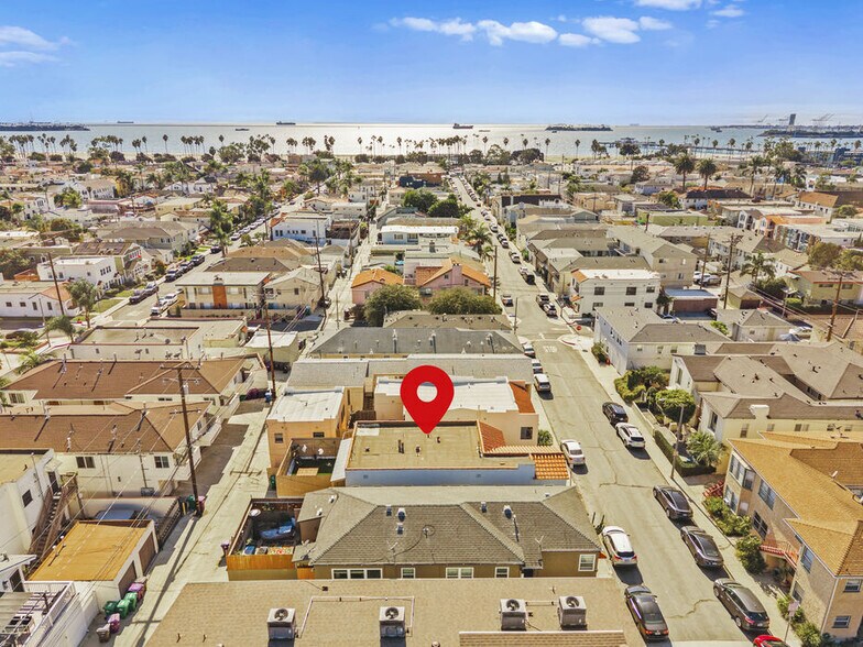 Building Photo - 150 Ximeno Ave