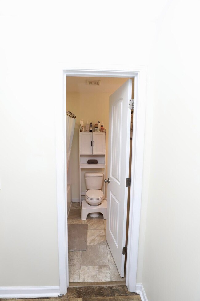 Building Photo - 71 Carina Ln