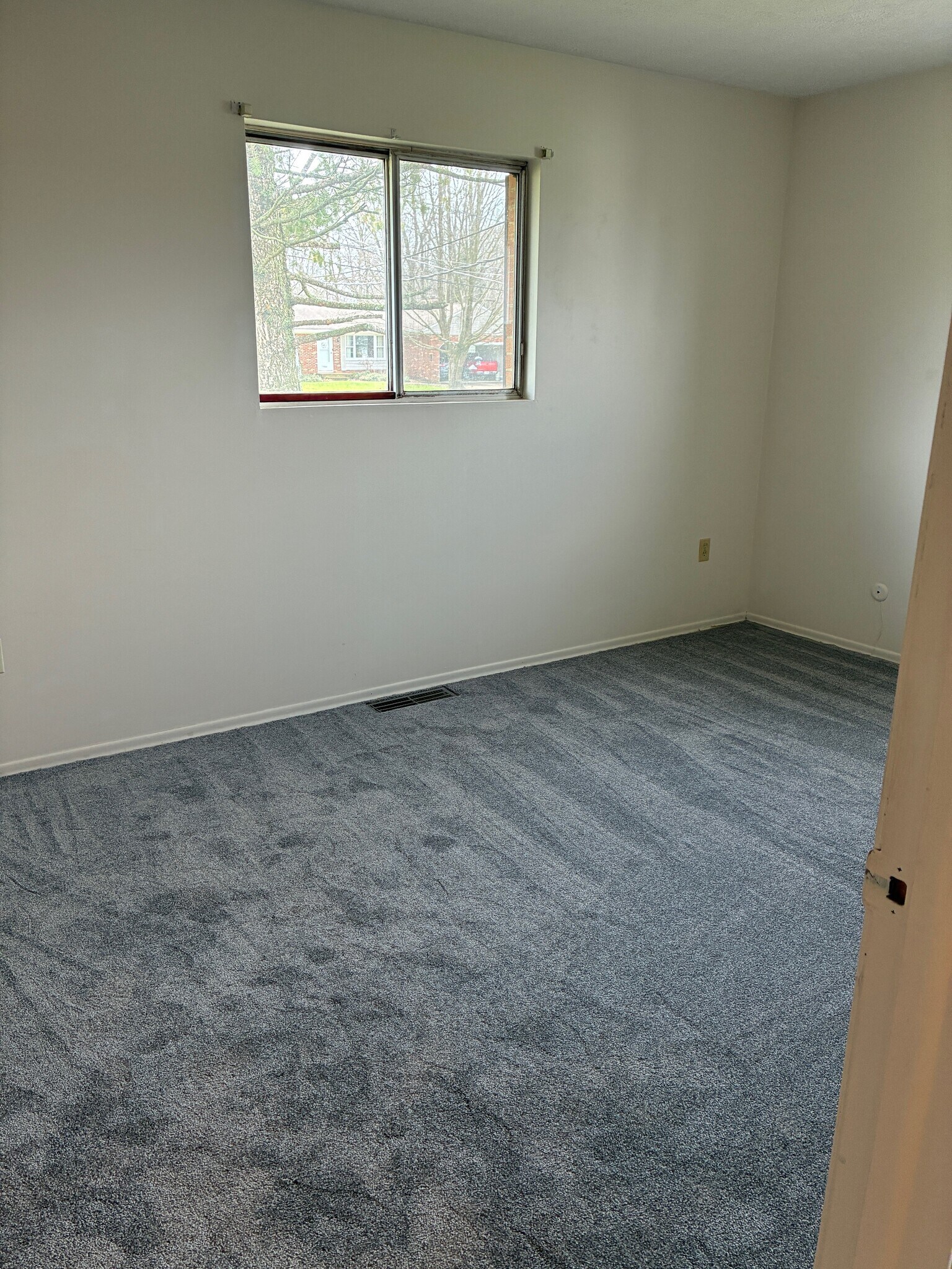 Building Photo - 7545 Rob St NW