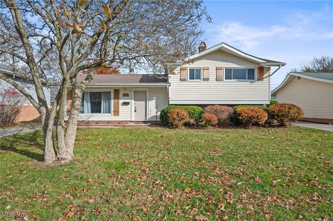 Primary Photo - 6677 Crenshaw Dr