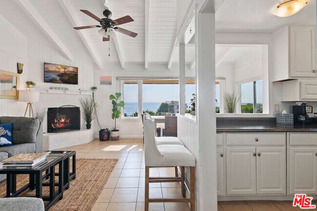 Building Photo - 22609 Pacific Coast Hwy