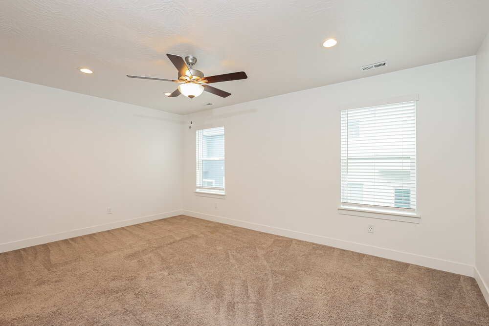 Building Photo - 4728 Rustic Ranch Way