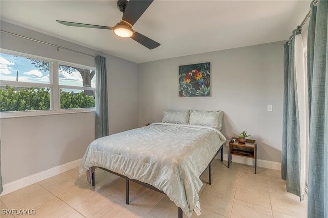 Building Photo - 4836 Tudor Dr
