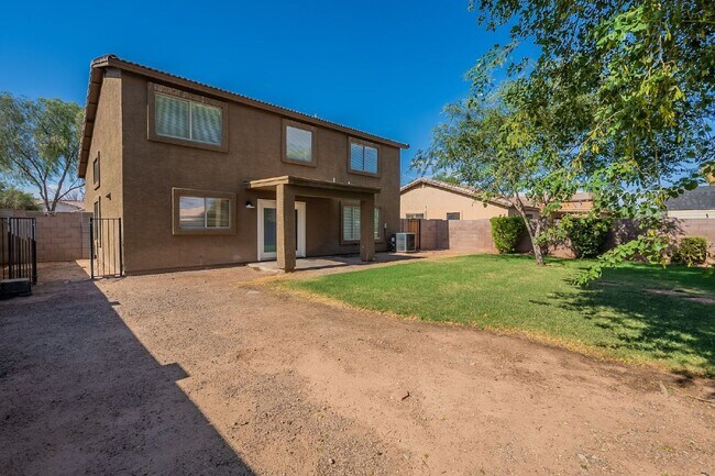 Building Photo - 15885 W Apache St