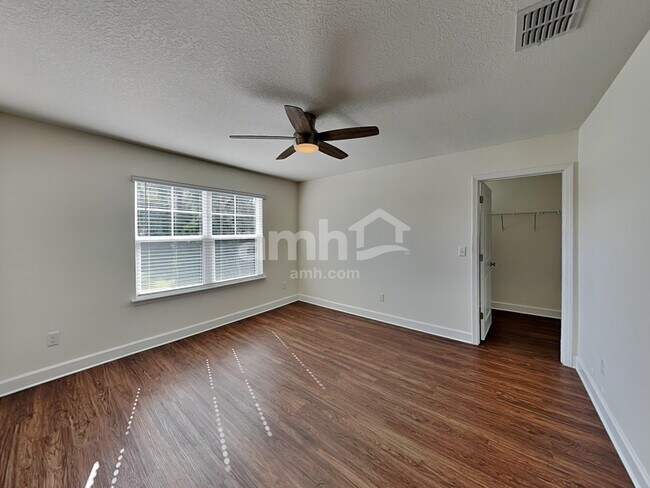 Building Photo - 1889 Silver Point