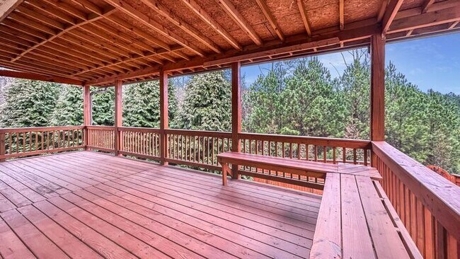 Building Photo - Stunning Cumming Executive Home, Hand Scra...