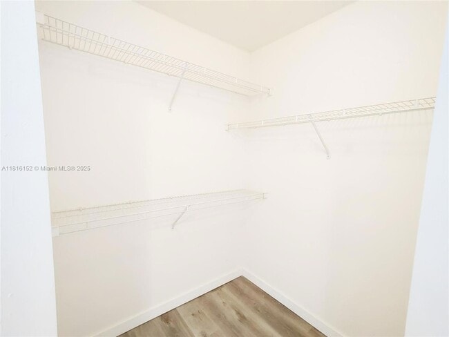 Building Photo - 711 SW 111th Way