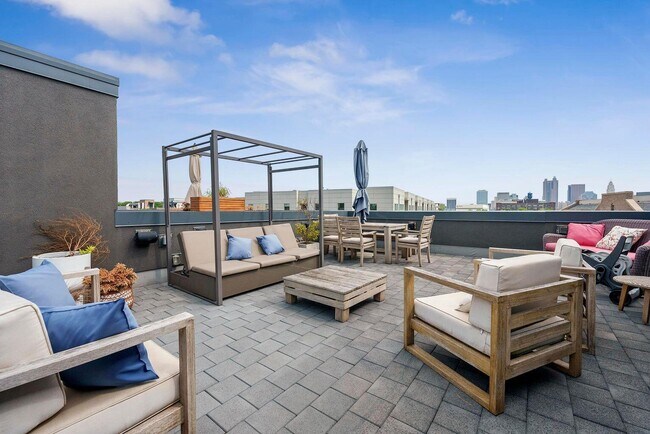 Building Photo - 236 Neruda Ave