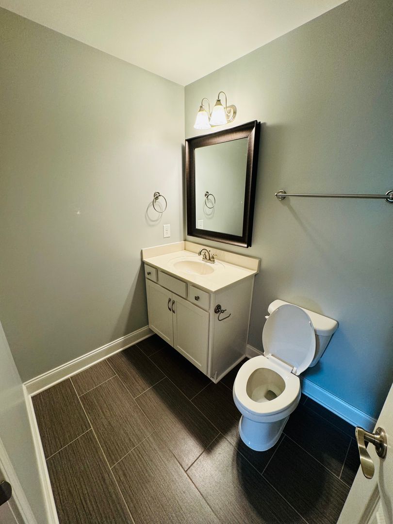 Building Photo - 1015 Callaway Dr