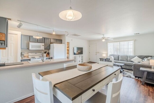 Building Photo - Turnkey Charm in Green Valley – Furnished Townhome with Gated Serenity!