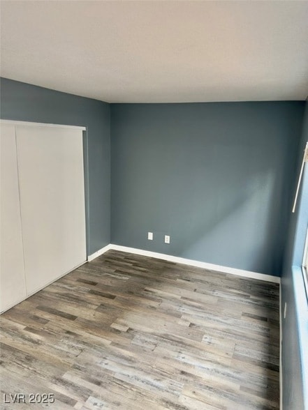 Building Photo - 4030 E Carey Ave