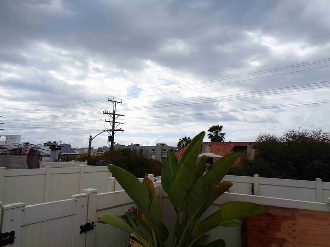 Private roof Deck views - 3512 Pacific Ave