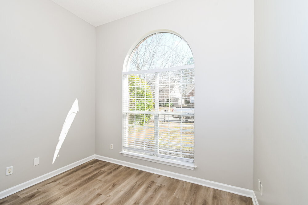 Building Photo - 8698 Macon Rd