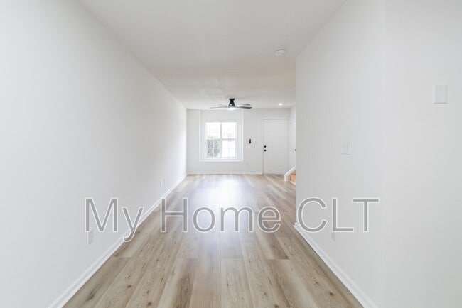 Building Photo - 1766 Forest Side Ln