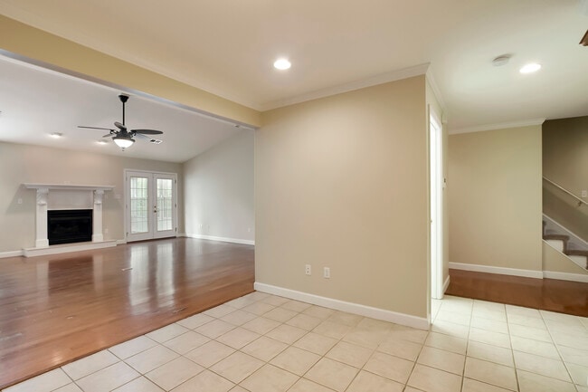 Building Photo - 540 Battlecreek Way