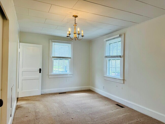 Building Photo - Cozy and Convenient Home in Oxford - Move in Ready