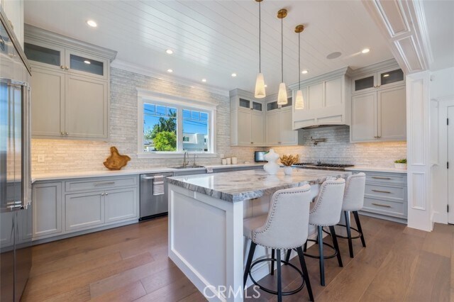 Building Photo - 20701 Dumont St