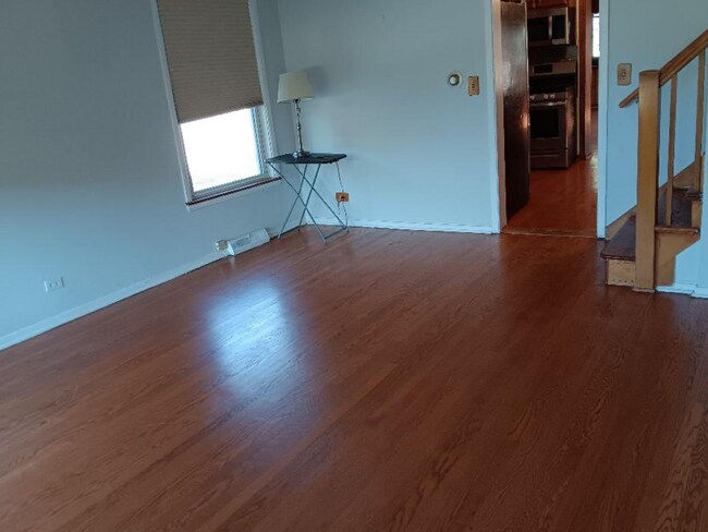 Building Photo - 9225 Mason Ave