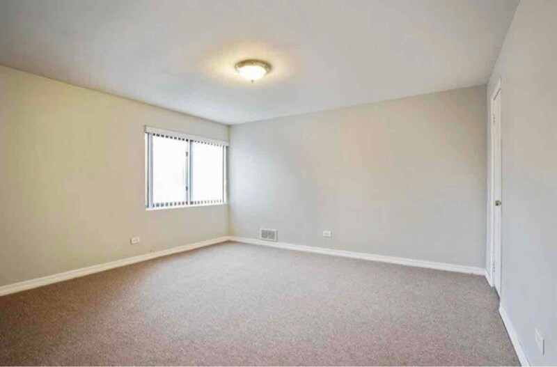 Building Photo - 2258 E 103rd St