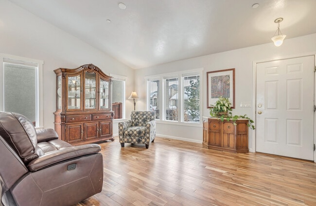 Building Photo - 1987 E Aspen Grv Ct