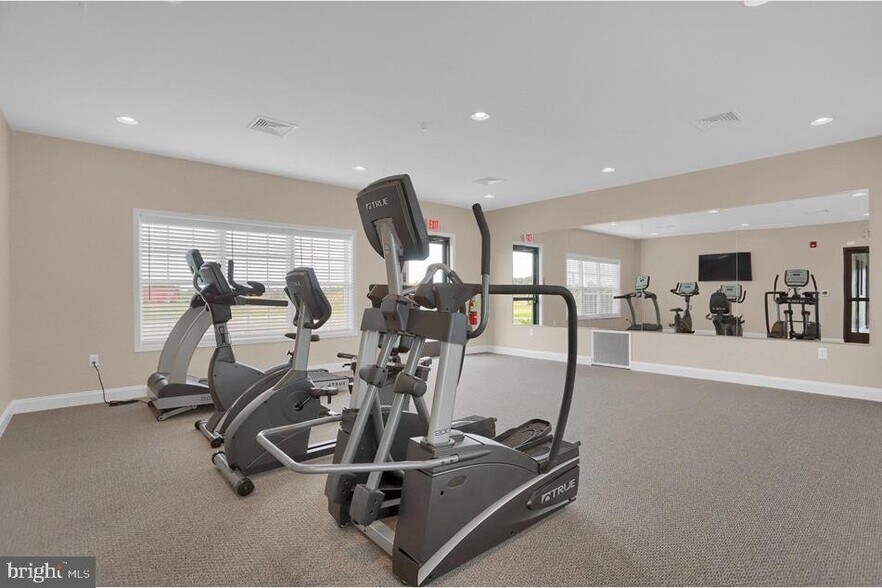 Building Photo - 519 Byler Cir