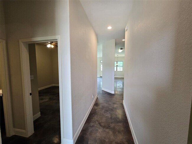 Building Photo - 131 Mokulua Ln