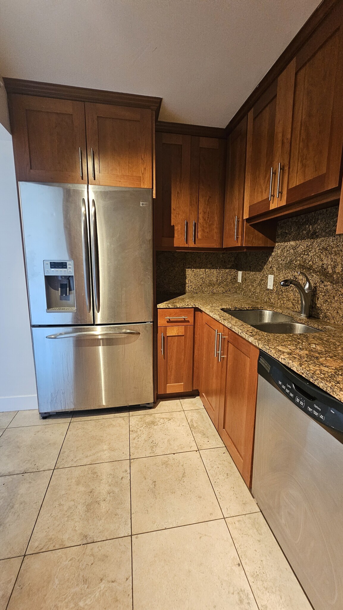 Building Photo - 230 E 300 S